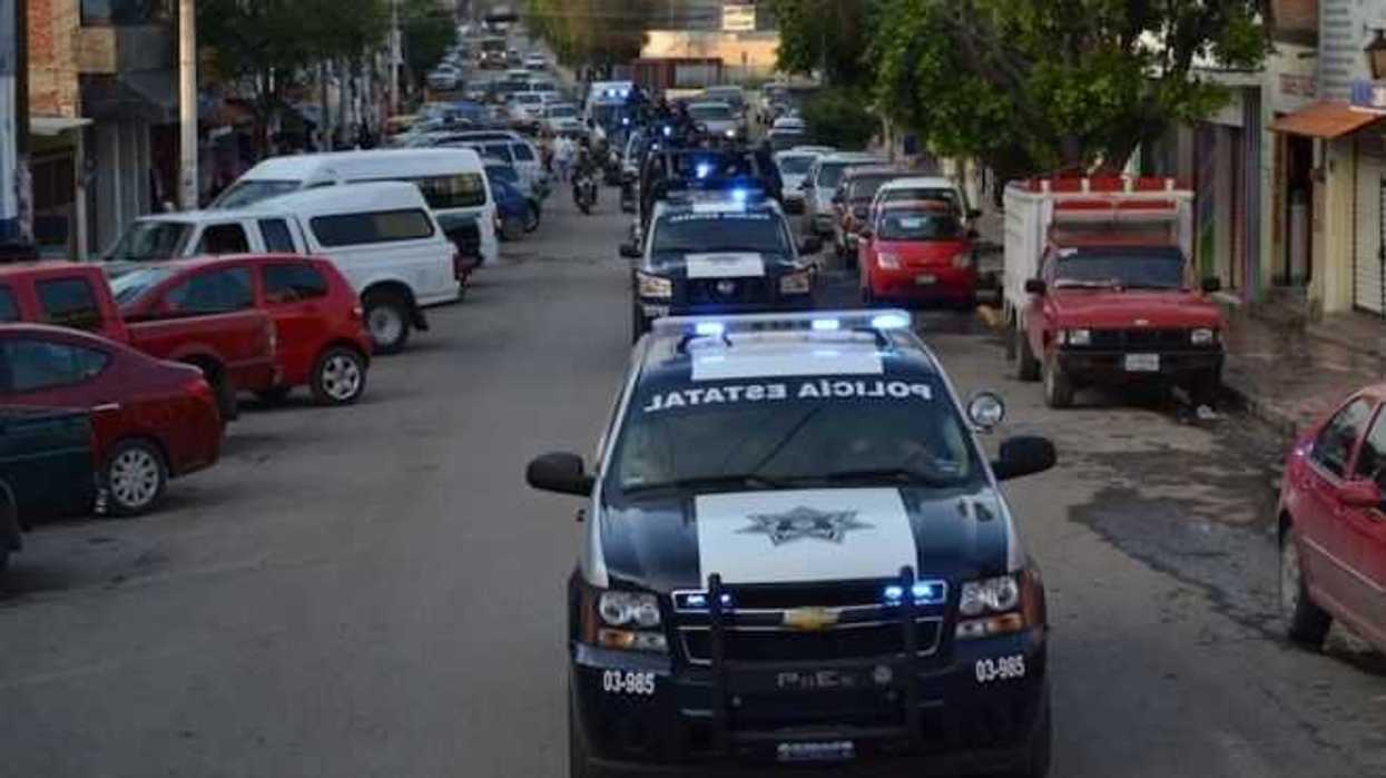Policía de Querétaro mantiene operativo de seguridad por fin de año.