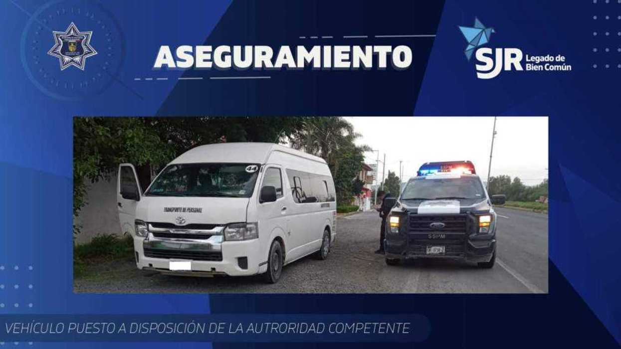 Policía Municipal recupera camioneta robada en comunidad Bordo Blanco.