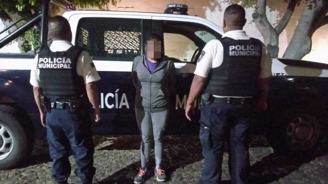 Policías municipales atendieron reporte de robo en domicilio del Fraccionamiento Bosques tras llamada al 9-1-1.