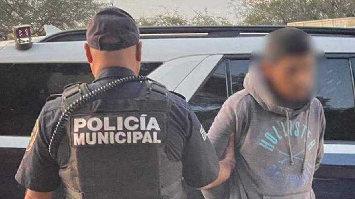 Policías municipales realizaron el operativo de búsqueda y detención en la carretera 57 a la altura del fraccionamiento Montenegro.