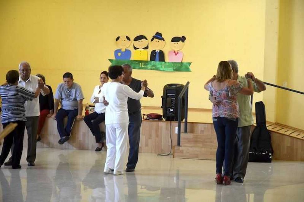 portada adulto mayor dif municipal 1