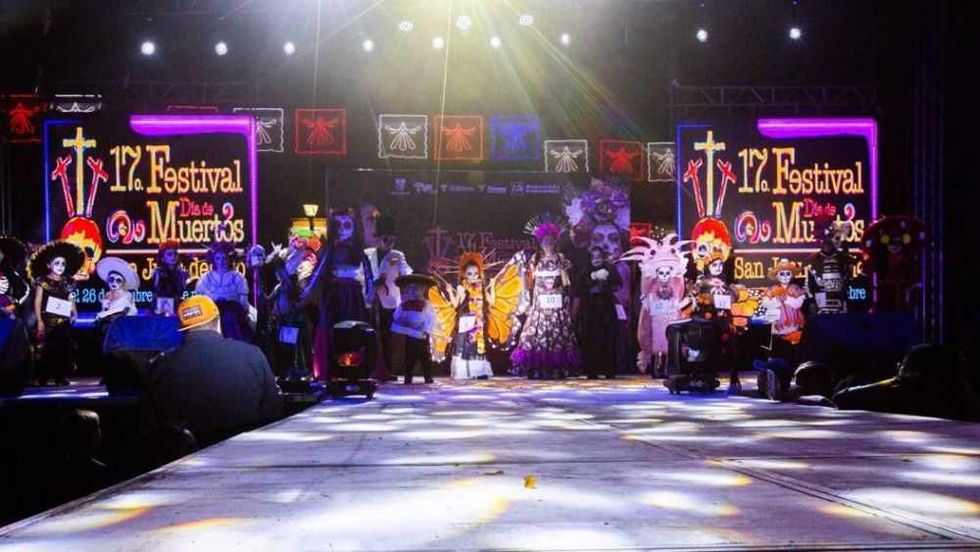 Premian concurso infantil de Disfraces Mexicanos en San Juan del Río.