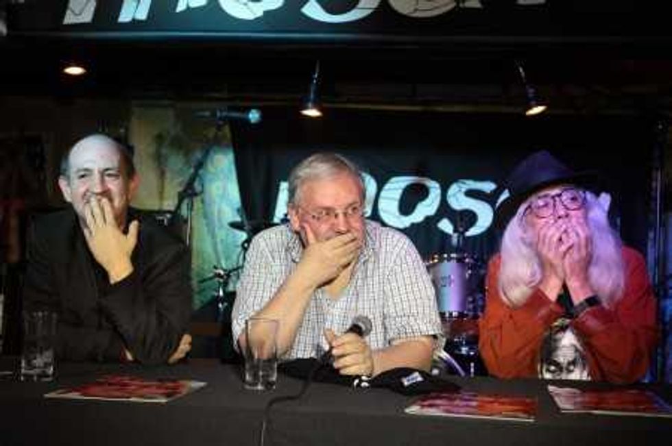 PRESENTACIÓN DE LA REVISTA "MOSCA"