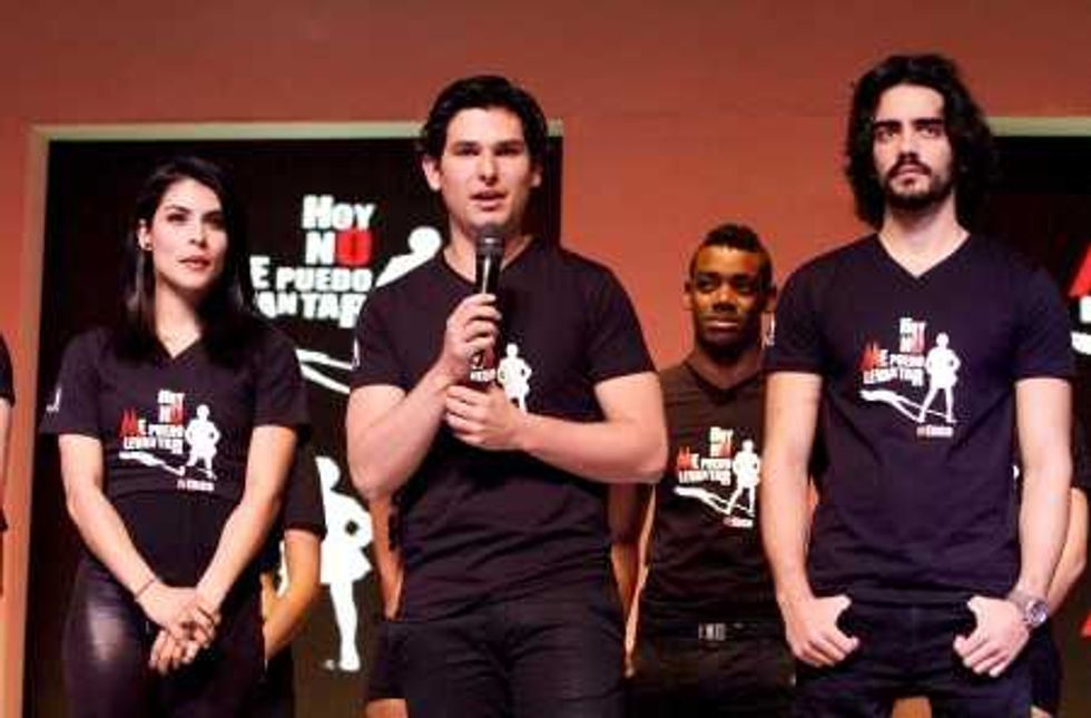 PRESENTAN A ELENCO DE "HOY NO ME PUEDO LEVANTAR"