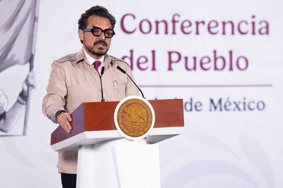 Presidenta Claudia Sheinbaum durante la conferencia matutina donde anunci\u00f3 la modernizaci\u00f3n del sistema de salud p\u00fablica.