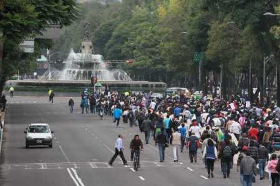 PRIMERA MOVILIZACIÓN MAGISTERIAL NACIONAL POPULAR