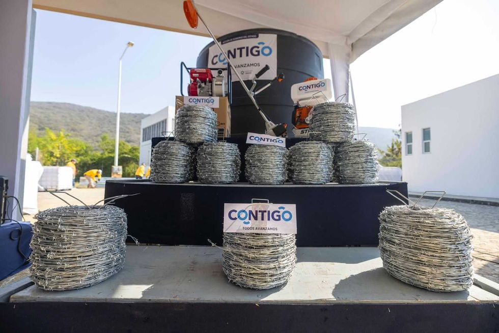 Productores de Jalpan reciben tractores e implementos agr\u00edcolas del programa Contigo en Concurrencia con inversi\u00f3n de 6 mdp.