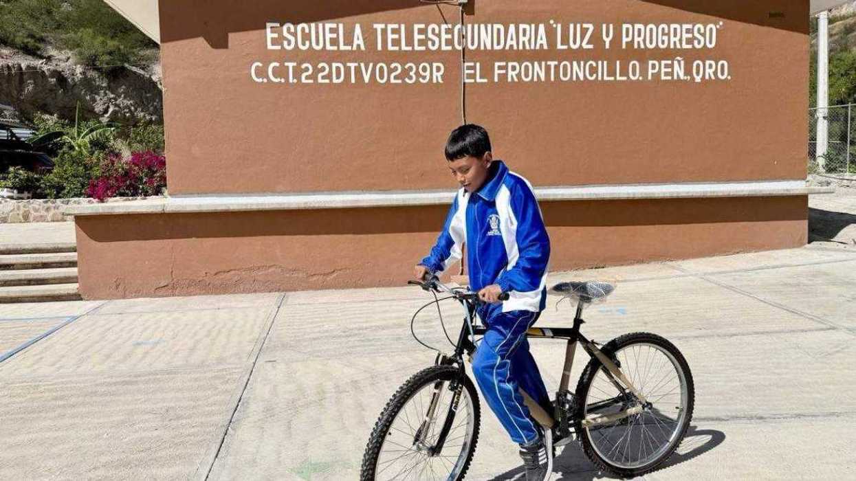 Programa Ayúdame a Llegar ha beneficiado a 546 estudiantes en 15 municipios de Querétaro desde inicio de administración estatal.