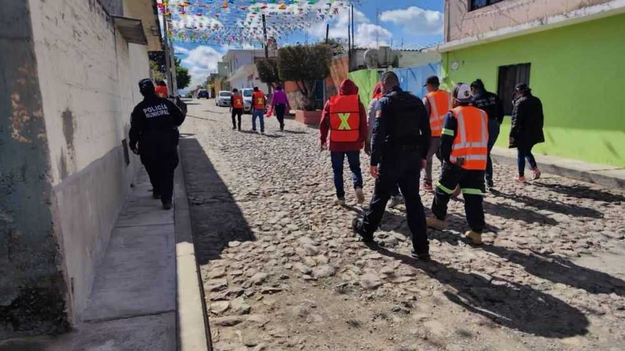 Promueven mejora urbana con jornada de trabajo comunitario en La Estancia.