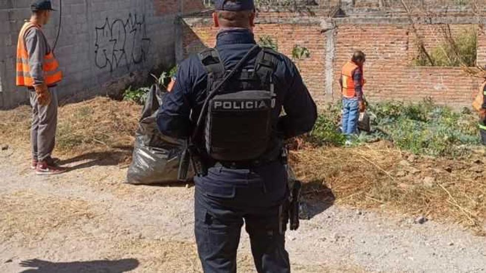 Promueven mejora urbana con jornada de trabajo comunitario en La Estancia.