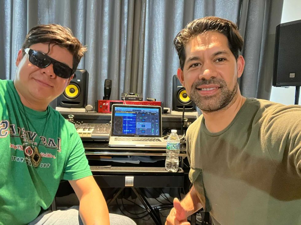 Proyecto Fusiones Urbanas de Huayrapamushka. El ensamble grab\u00f3 14 temas con apoyo del PACMyC para acercar m\u00fasica popular a j\u00f3venes.