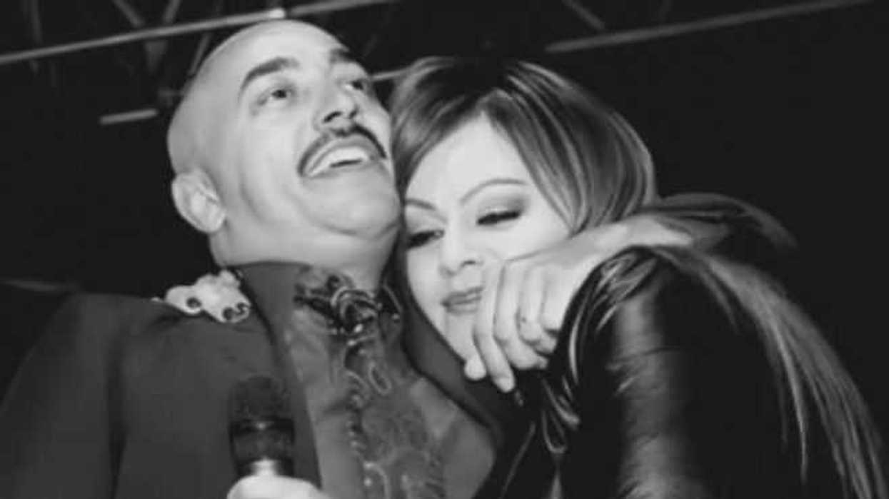 “Que me entierren cantando” el éxito que conecta a Jenni Rivera y su hermano Lupillo.