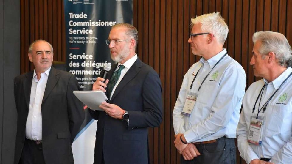 Querétaro fortalece vínculos con empresas canadienses a través de la SEDESU.