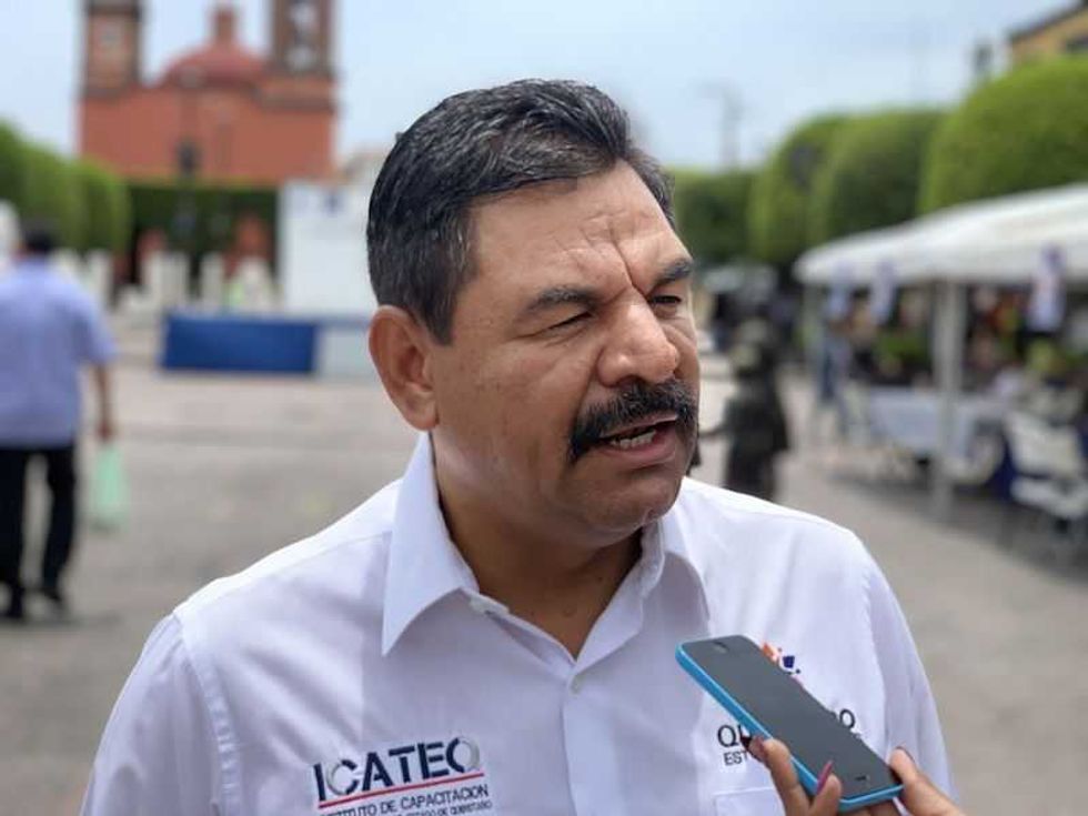 realiza icateq feria de servicios en san juan del rio 2 3