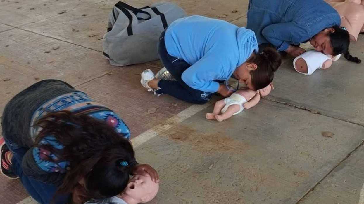 Realizan taller de capacitación de primeros auxilios en localidad de San Joaquín.