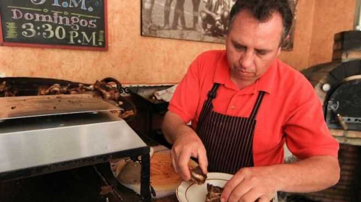 Recomienda IMSS a derechohabientes moderación en cena navideña.