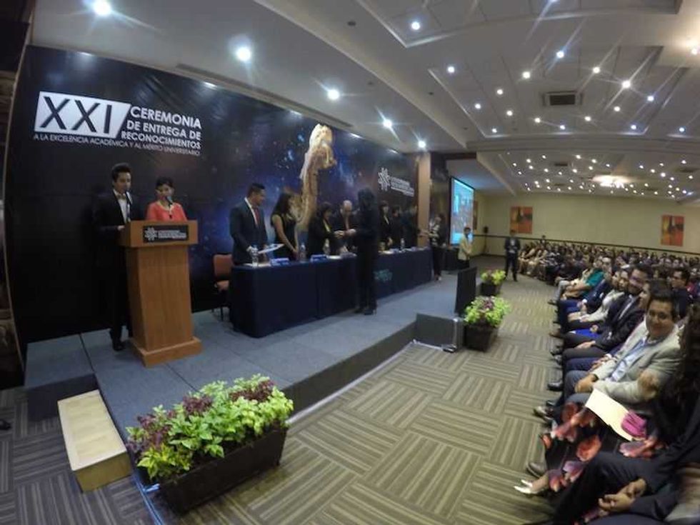 reconocimientos universidad mesoamericana 4