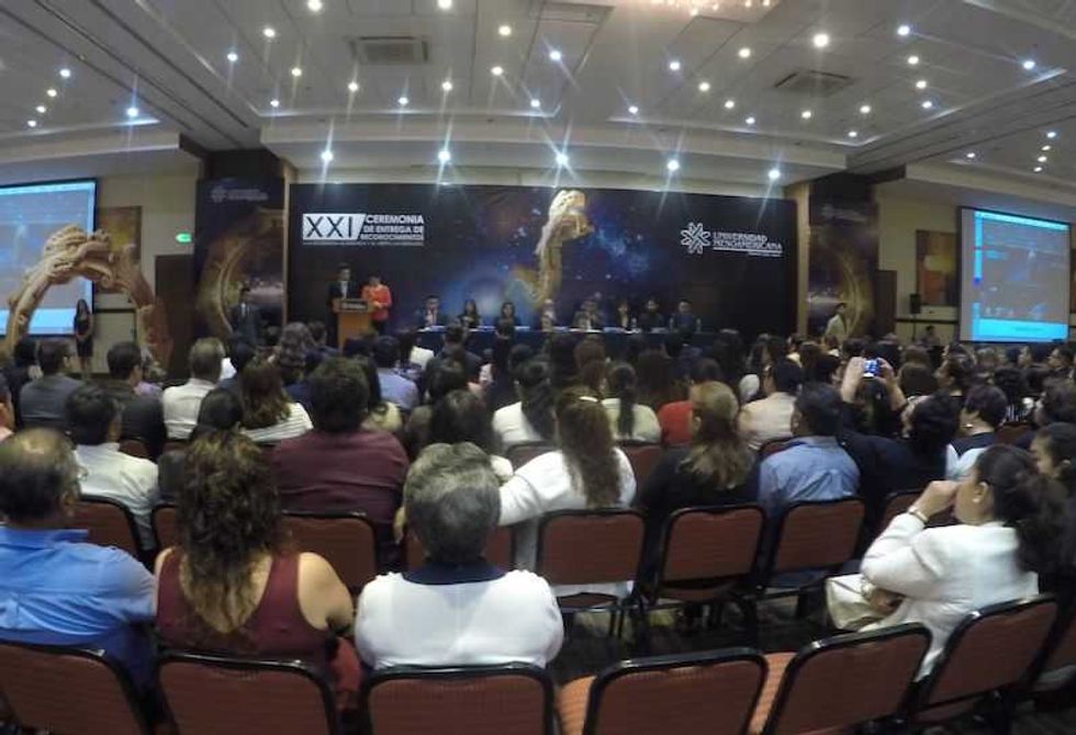 reconocimientos universidad mesoamericana