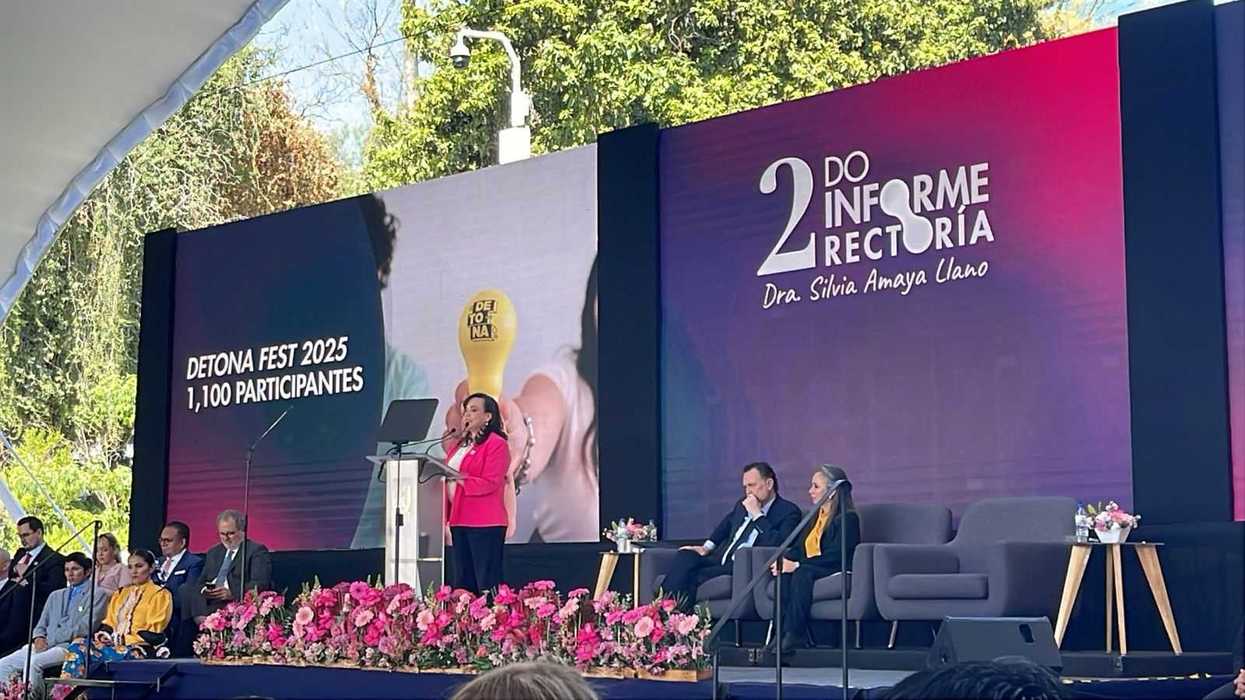 Rectora Silvia Amaya presenta informe anual de la UAQ con matrícula histórica en Querétaro