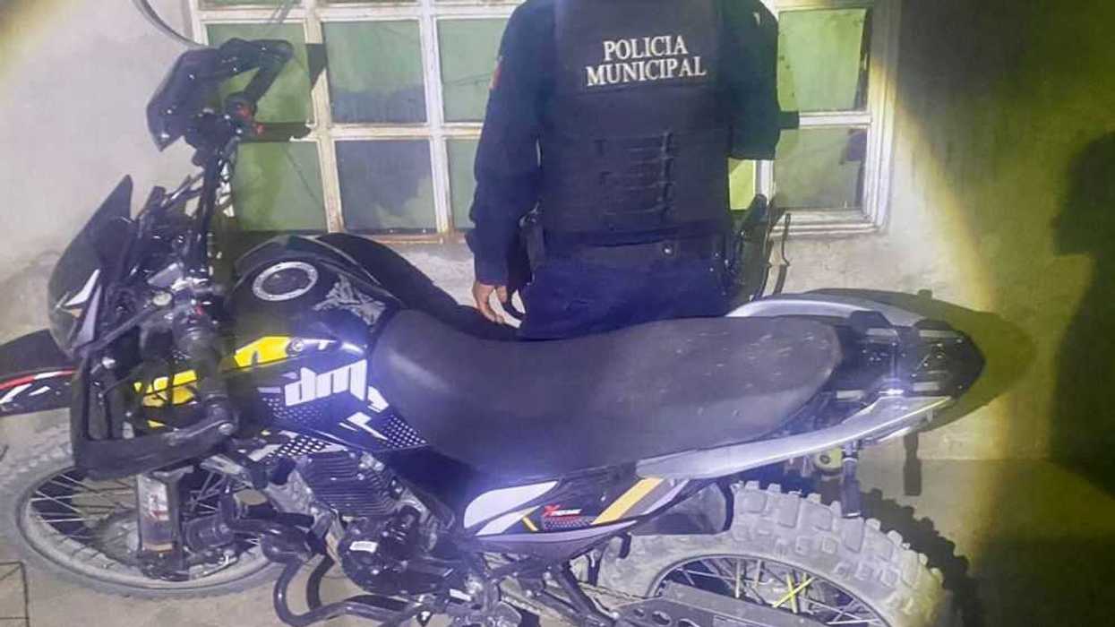 Recuperan motocicleta robada gracias a reporte ciudadano.