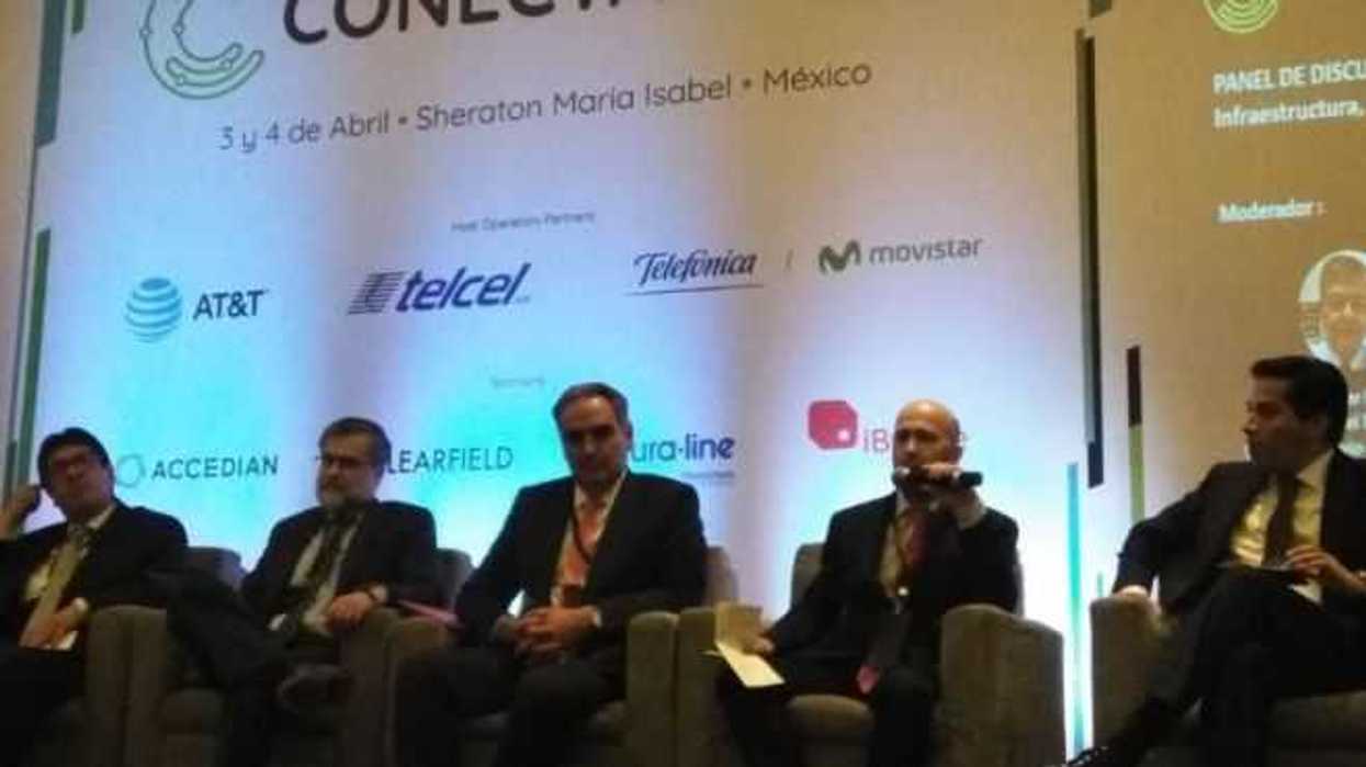 reducir-brecha-digital-posicionara-a-mexico-en-economia-global-att