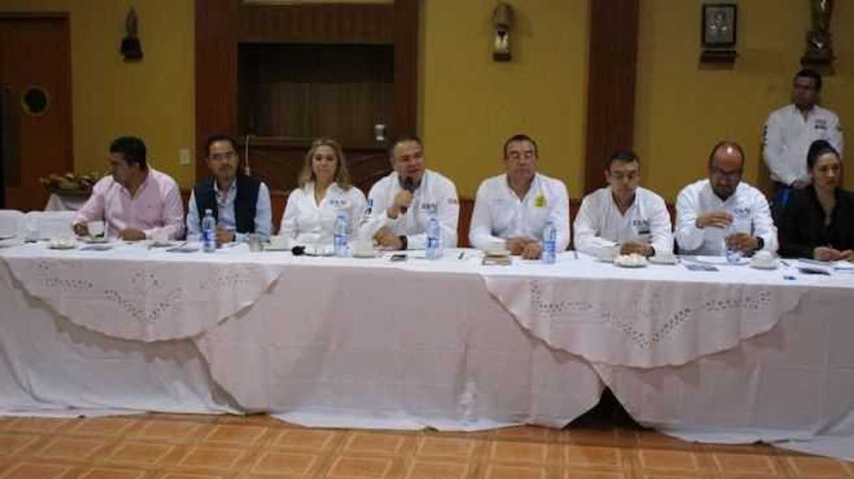 refrenda-esau-magallanes-compromiso-para-distrito-ii-1