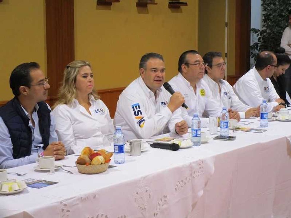 refrenda esau magallanes compromiso para distrito ii 2