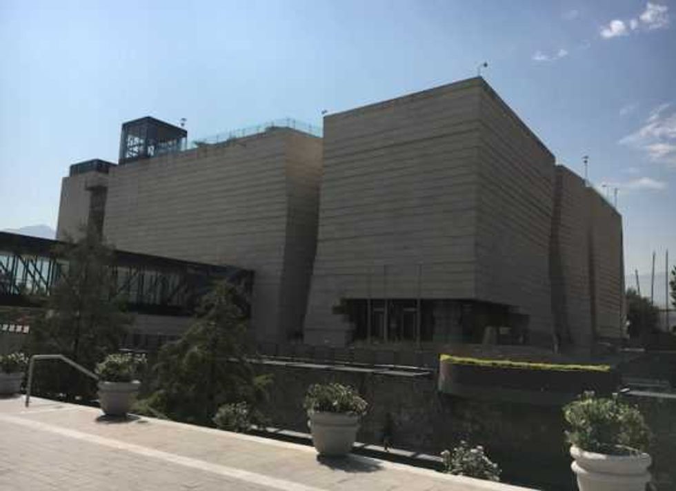 replicas miguel angel engalanan museo del noreste 8