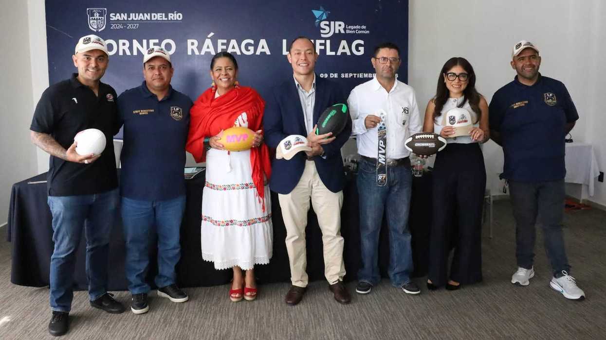 Representantes de LIMFLAG, del Hotel Hampton by Hilton y del gobierno de San Juan del Río durante la presentación del Torneo Ráfaga LIMFLAG.