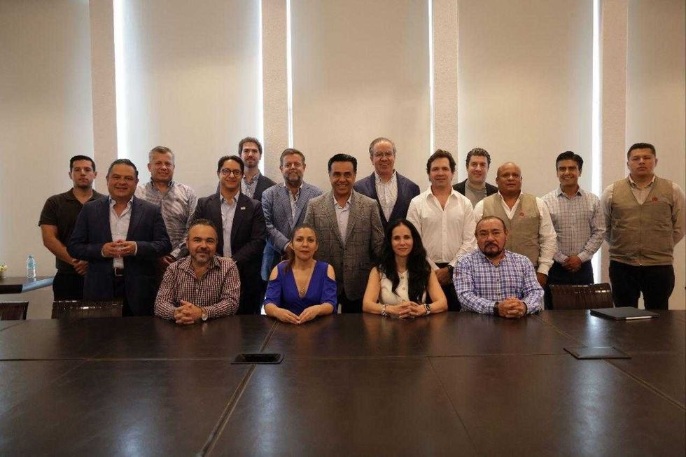 Reuni\u00f3n plenaria de coordinaci\u00f3n habitacional con representantes de los 18 municipios de Quer\u00e9taro, la CONAVI y el sector privado desarrollador, agosto 2026
