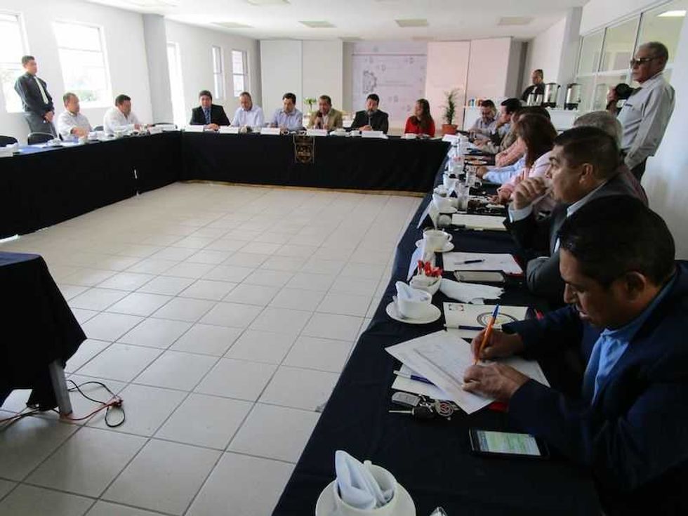 reunion de autoridades educativas federales 2