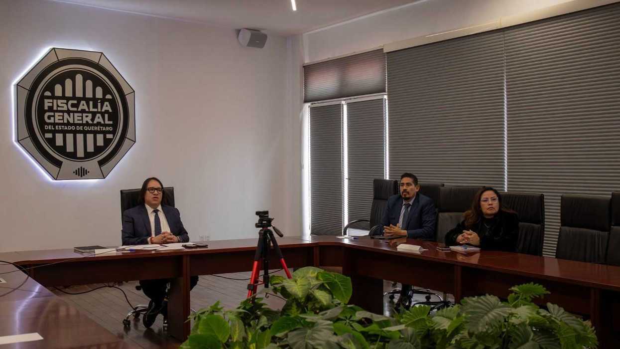 Reunión entre Fiscalía General de Querétaro y representantes de México Evalúa para presentar estrategia Sinergia por Querétaro