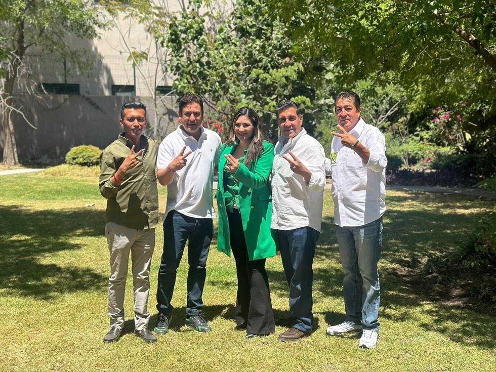 Ricardo Astudillo proclama Unidad de Morena, PT y Partido Verde en apoyo a Sheinbaum.