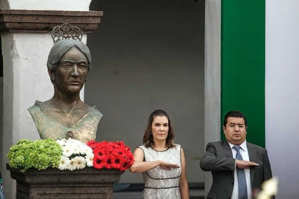 rinden homenaje a dona josefa ortiz de dominguez 4