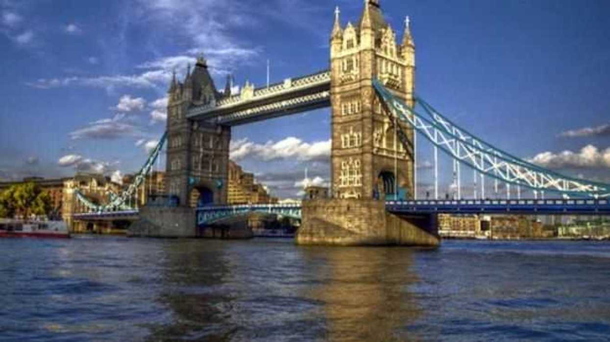 rio-tamesis-ofrece-recorridos-historicos-sitios-londres