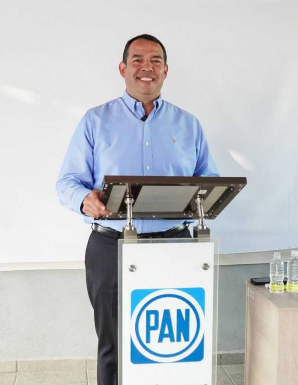 Roberto Cabrera: Comprometido con el Progreso de San Juan del Río.