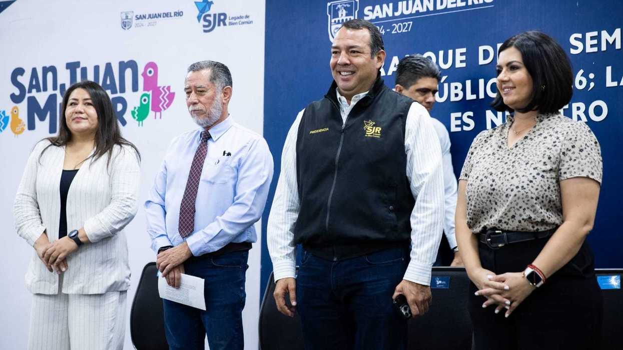 Roberto Cabrera inaugura Semana Nacional de Salud Pública 2026 en auditorio Consuelo Martínez de Gómez, San Juan del Río.