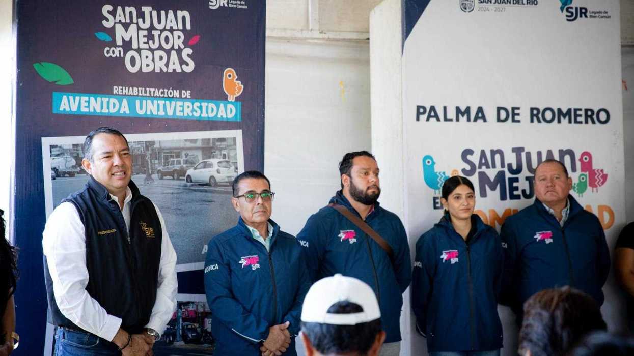 Roberto Cabrera Valencia alcalde San Juan del Río visita seguimiento comunidad Palma de Romero plática prevención adicciones entrega árboles