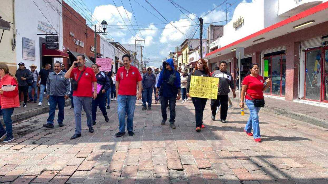 Roberto Cabrera Valencia anuncia la instalación de mesas de trabajo para atender demandas sindicales en San Juan del Río.