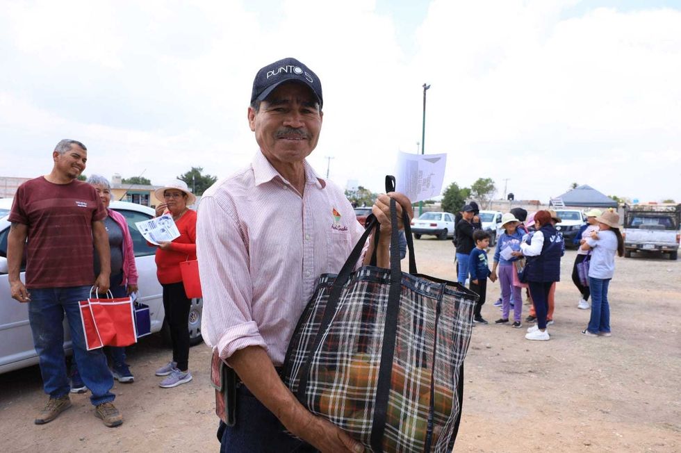 Roberto Cabrera Valencia encabeza la edici\u00f3n 17 del programa Mi\u00e9rcoles en Santa B\u00e1rbara La Cueva, San Juan del R\u00edo