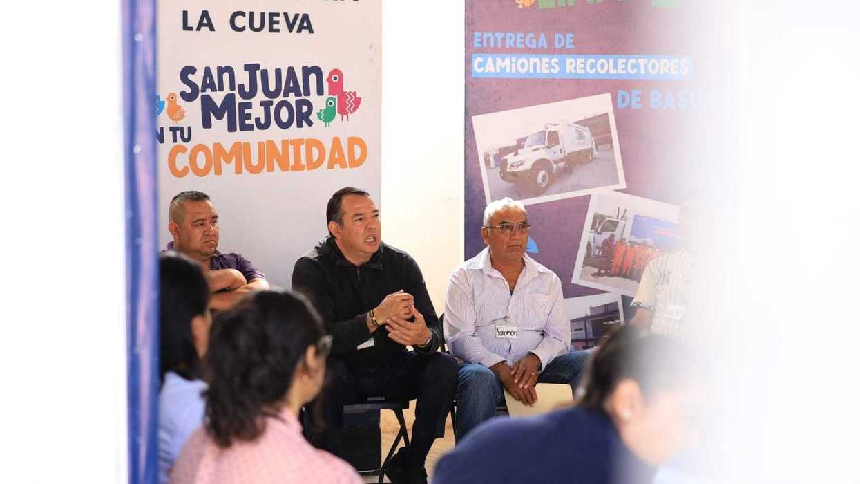 Roberto Cabrera Valencia encabeza la edición 17 del programa Miércoles en Santa Bárbara La Cueva, San Juan del Río