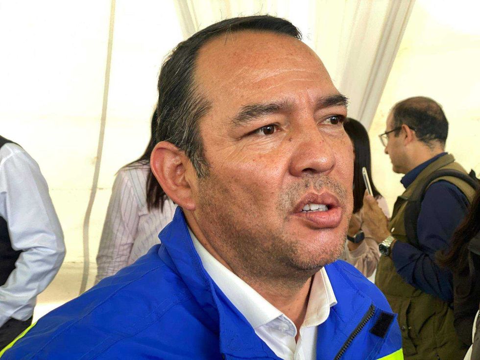 Roberto Cabrera Valencia, presidente municipal de San Juan del Río, ofrece conferencia de prensa para aclarar situación del director de Tránsito Municipal.