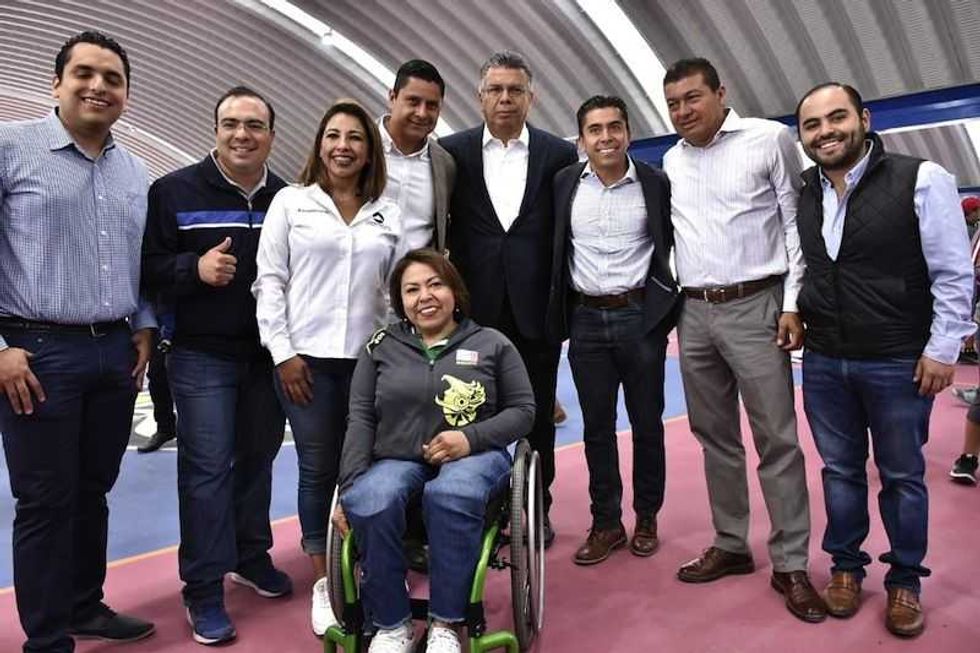 roberto sosa apuesta al deporte cultura y educacion en corregidora 1