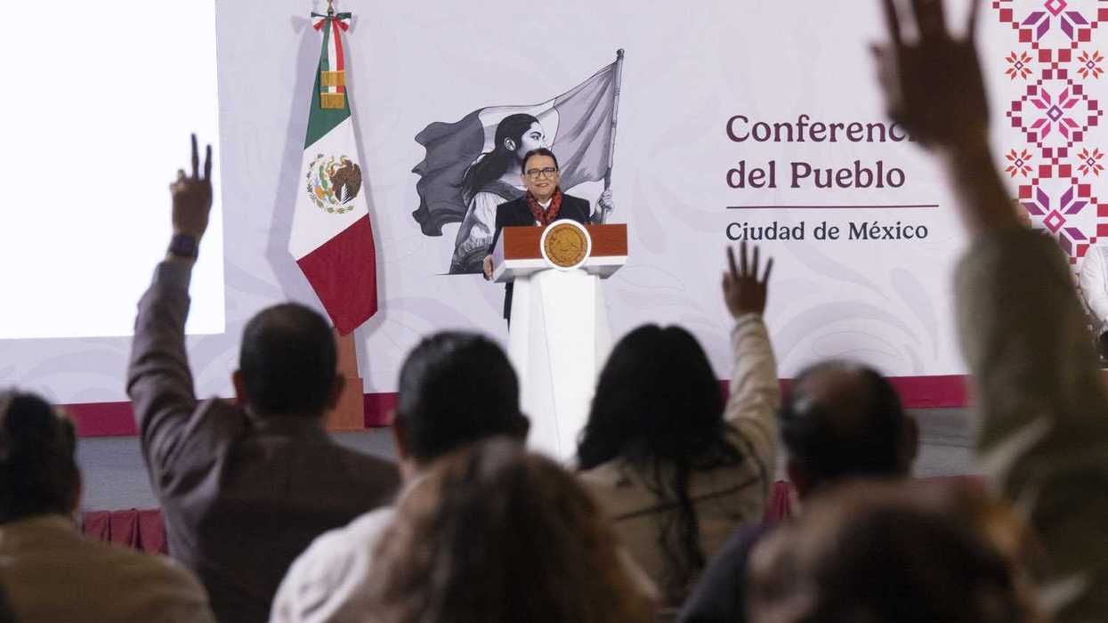 Rosa Icela Rodríguez preside la conferencia matutina donde el INAH presentó el balance de exposiciones del patrimonio mexicano en el extranjero.