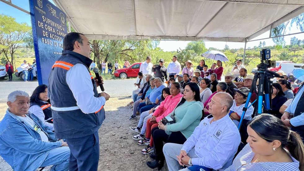 San Juan del Río anuncia mejoras en infraestructura escolar y proyectos culturales.