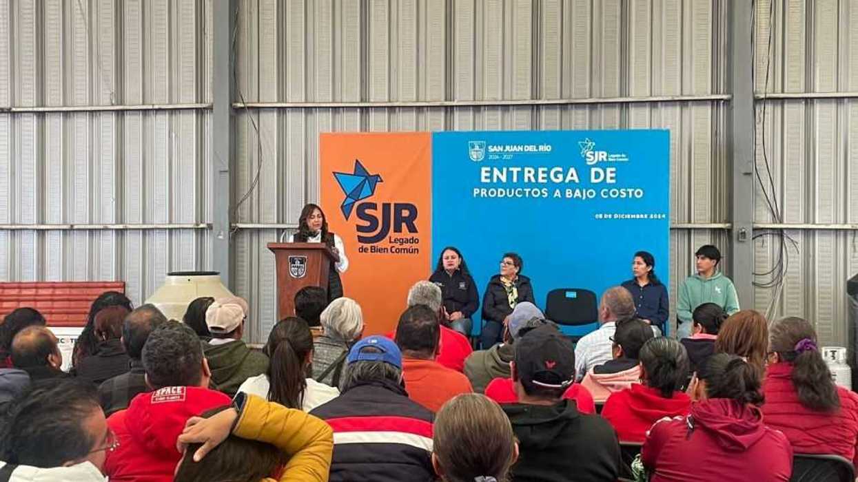 San Juan del Río entrega productos a bajo costo para más de 1,200 familias.