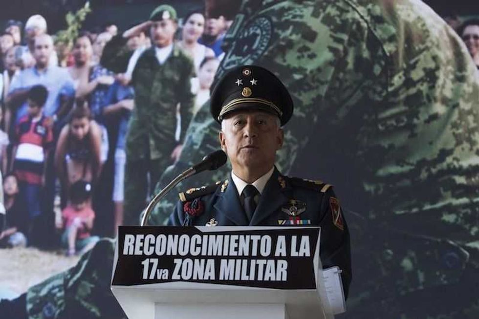 san juan del rio entrega reconocimiento a sedena 4