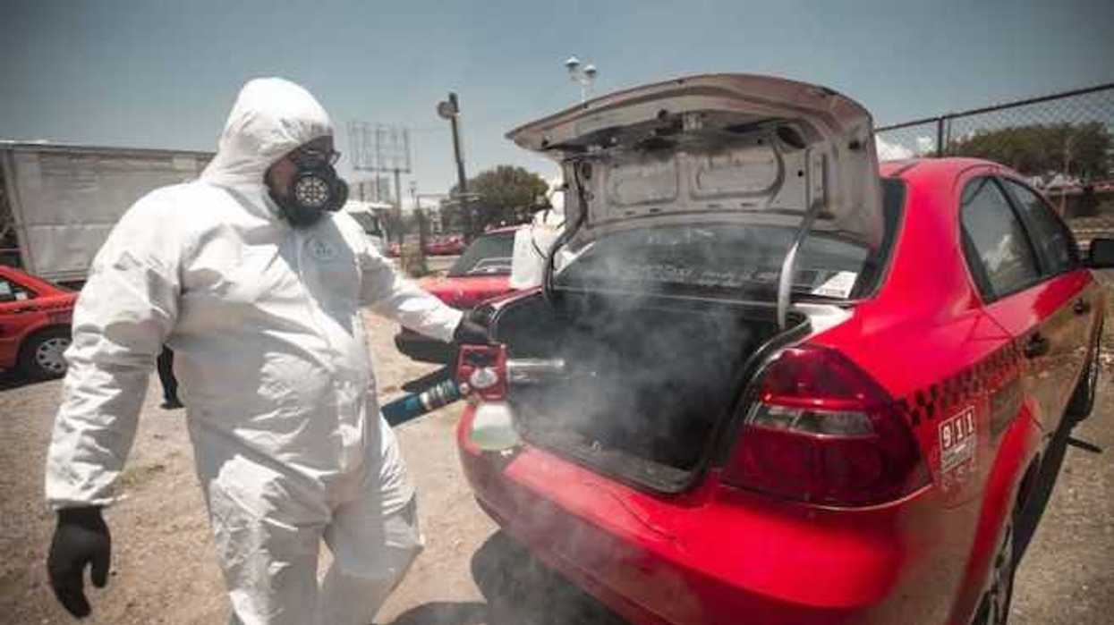 sanitizacion-taxis-4