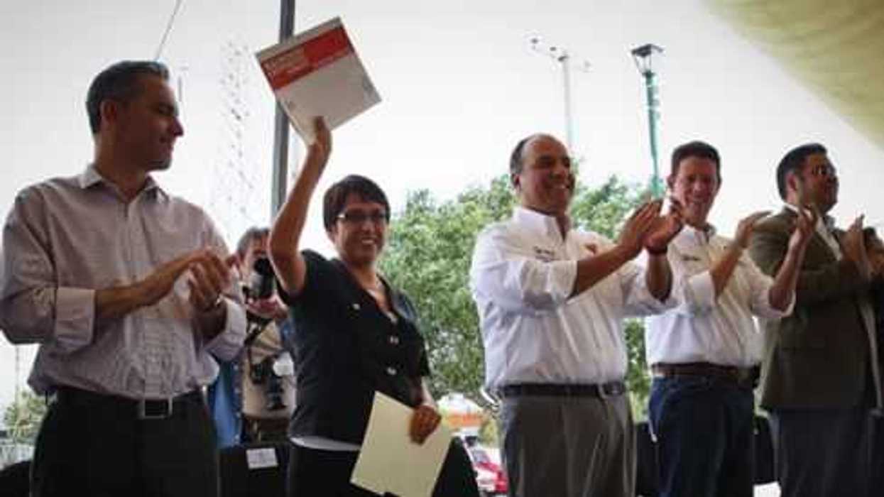 Se compromete Loyola a dar certeza jurídica a familias de Querétaro.