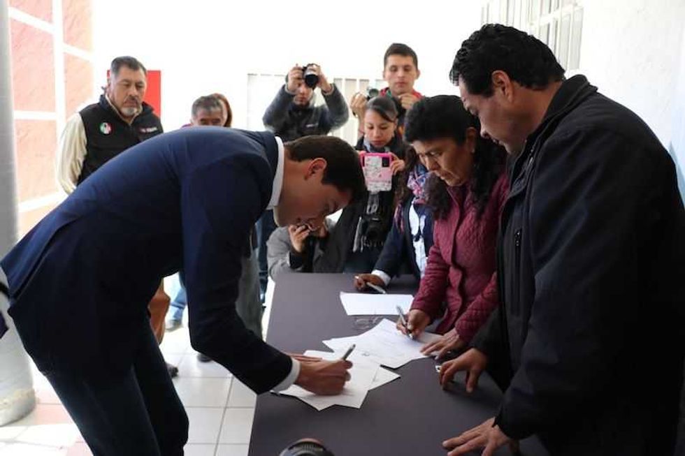 se registra hector magana como precandidato del pri en tequisquiapan 2